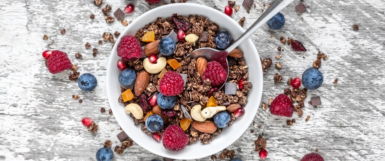 Everything Oats: Granola vs. Muesli vs. Oatmeal